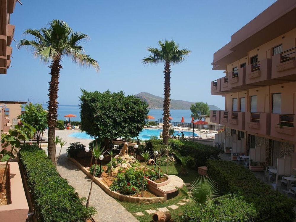 Hotel Haris On The Beach Agia Marina المظهر الخارجي الصورة